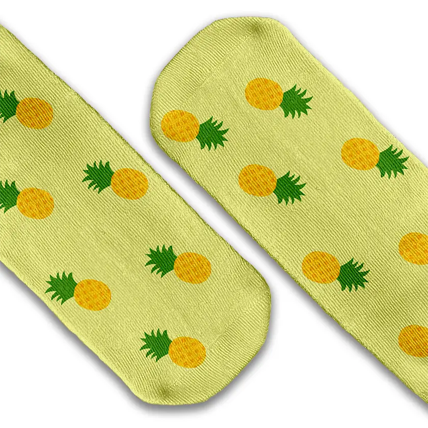 Simple Pineapples crew socks
