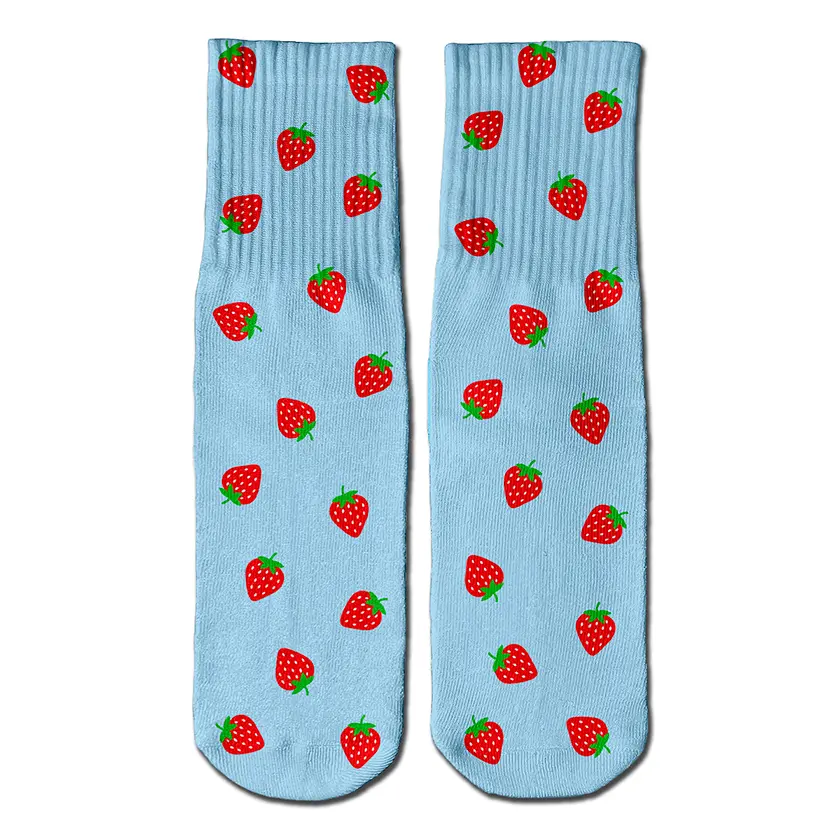 Strawberries crew socks