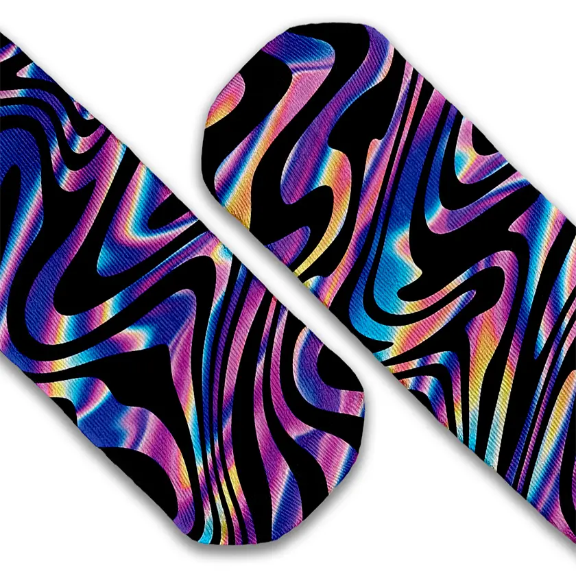 Wavy Rainbow crew socks